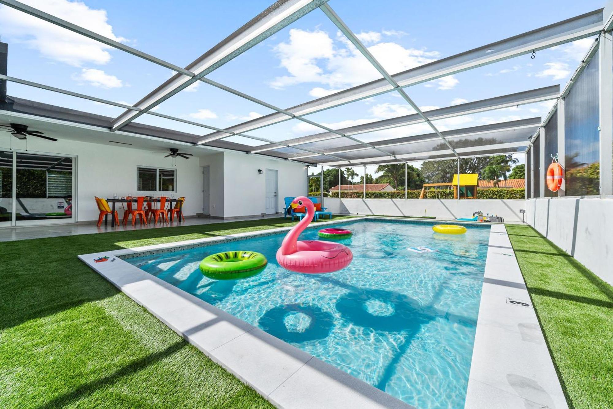 Ferienhaus Stunning Family Oasis